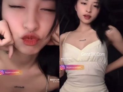 Bà Tưng Huyền Anh live show ngực siêu cuốn hút cực đã